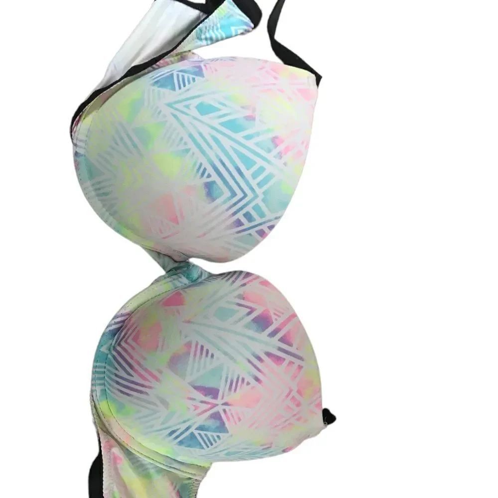 Victoria’s Secret 32 DD excellent condition